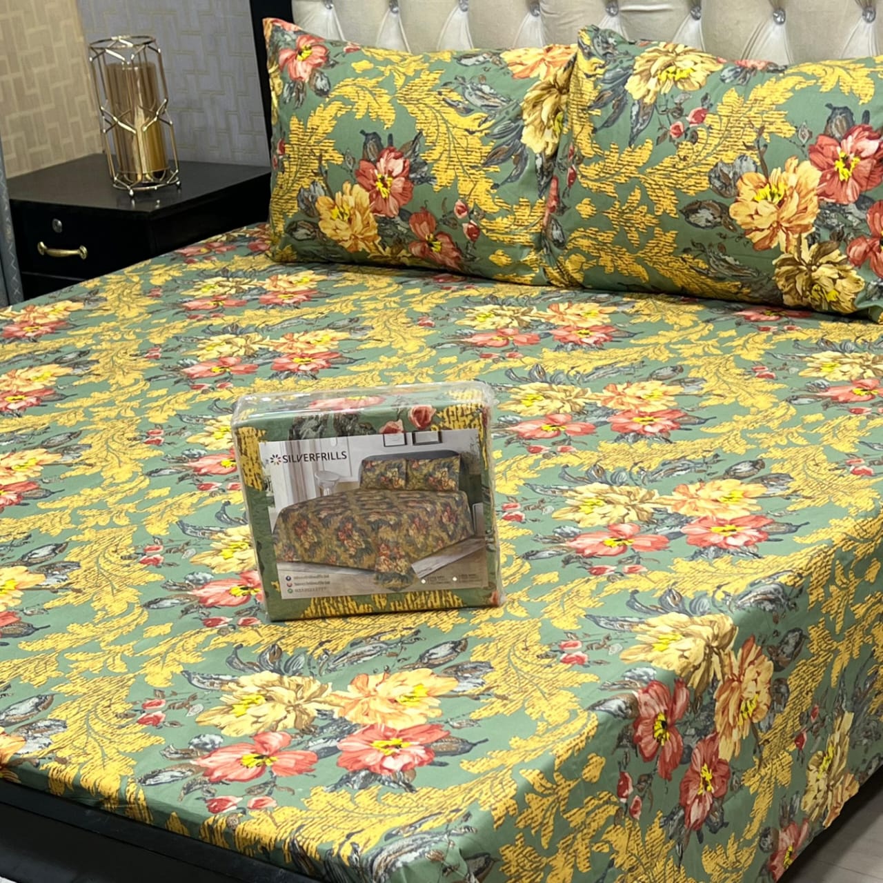 SILVER FRILL BED SET